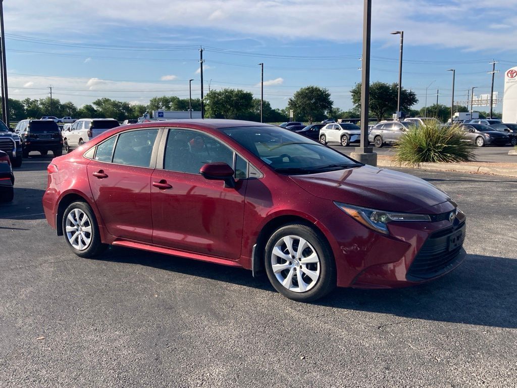 2025 Toyota Corolla LE