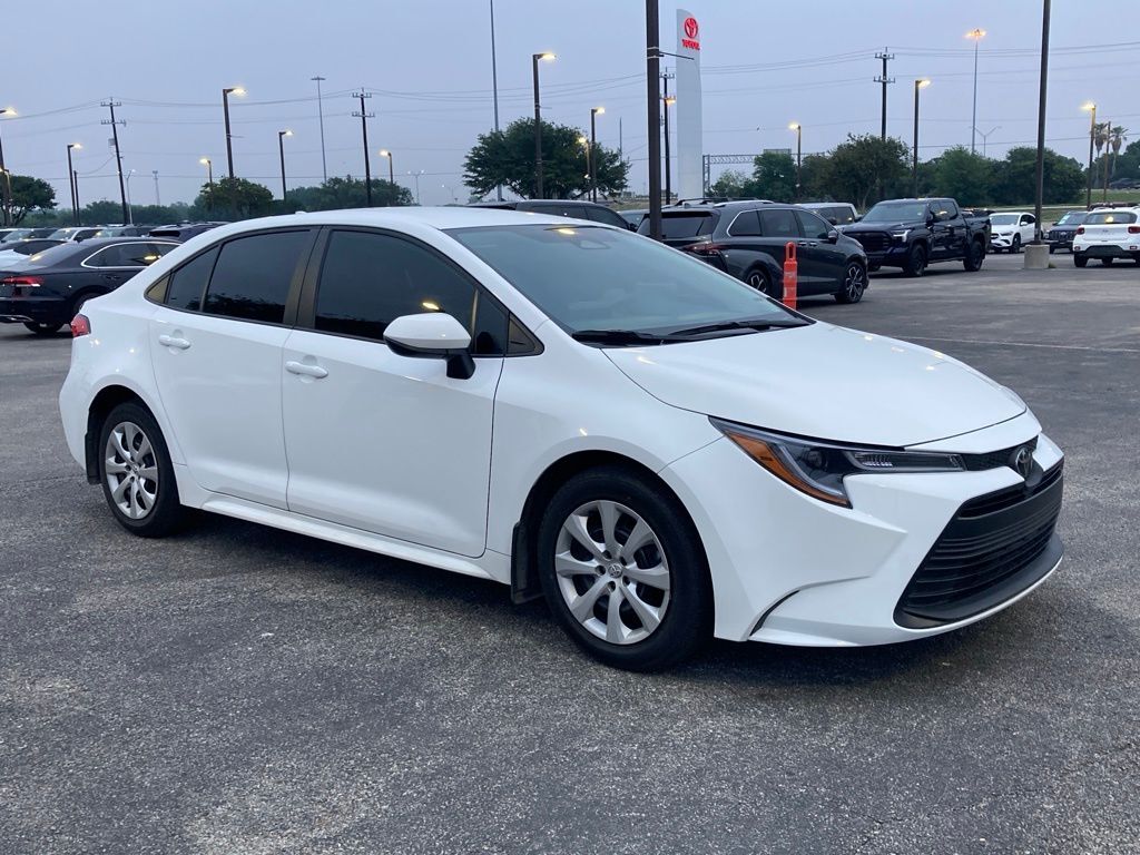 2025 Toyota Corolla LE