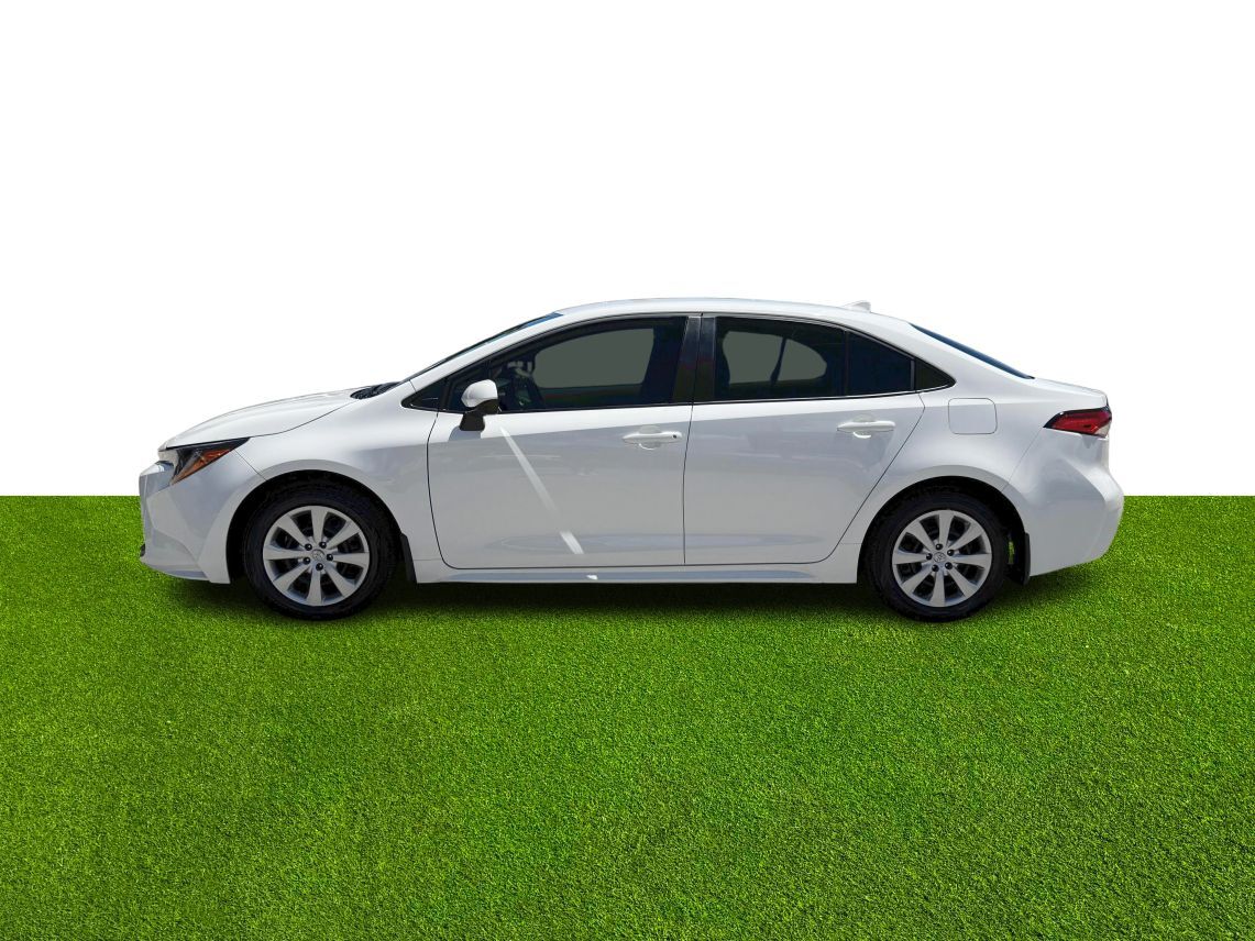 2025 Toyota Corolla LE Sedan 4D
