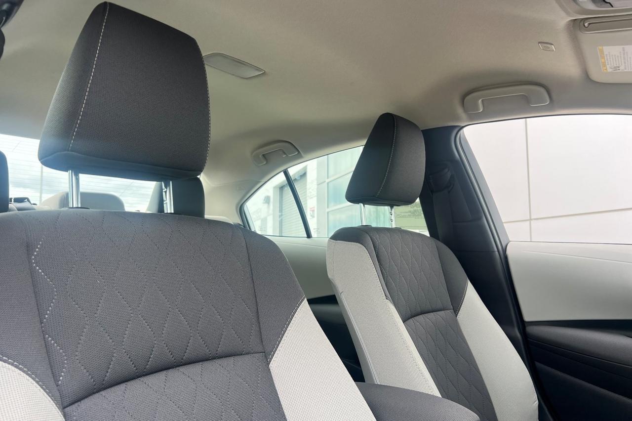 2025 Toyota Corolla LE Ontario OR