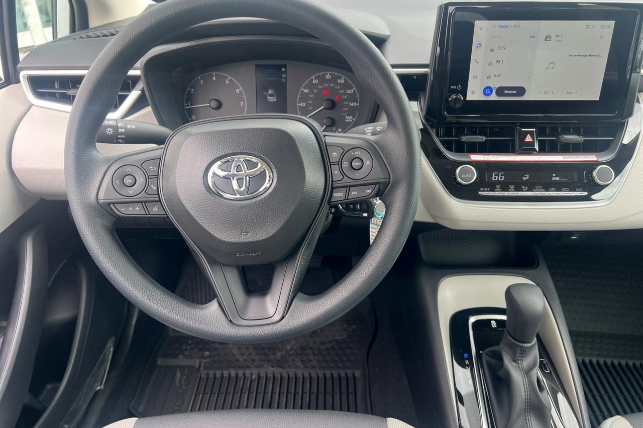 2025 Toyota Corolla LE Ontario OR