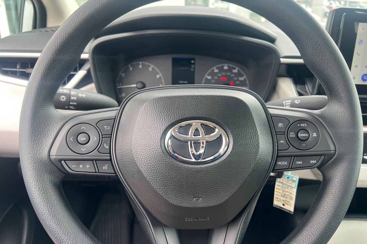 2025 Toyota Corolla LE Ontario OR