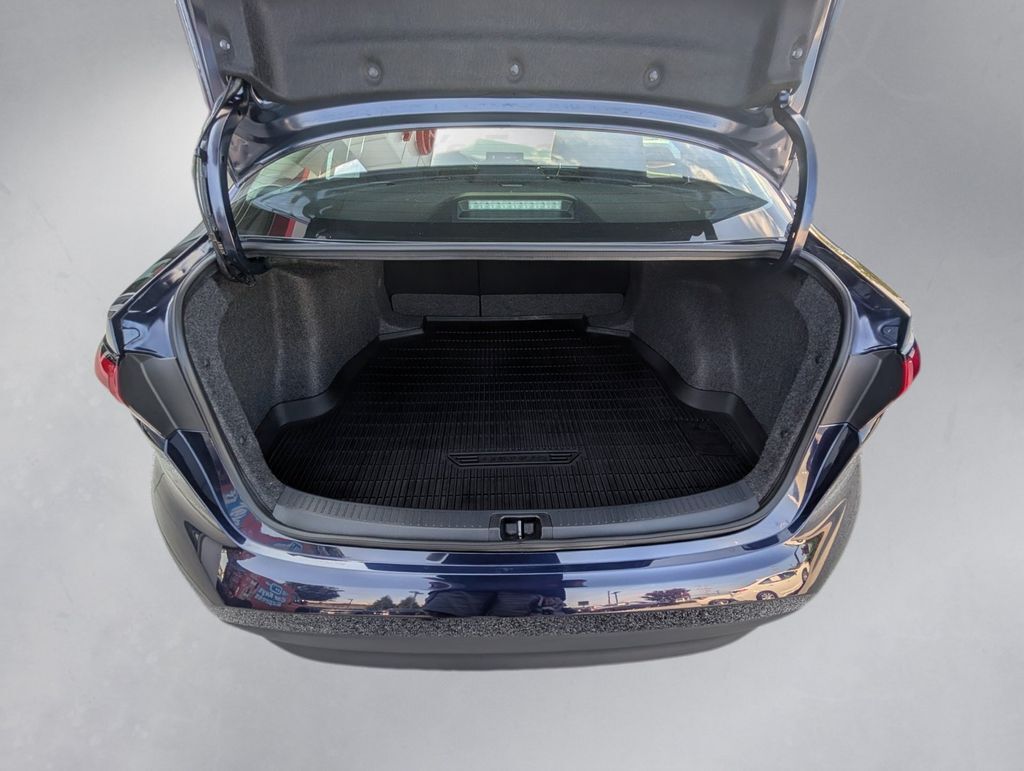 2025 Toyota Corolla LE Cockeysville MD