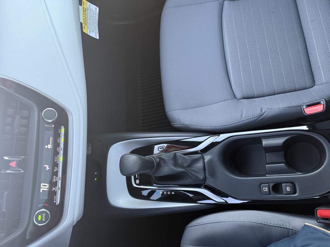 2025 Toyota Corolla SE Edison NJ