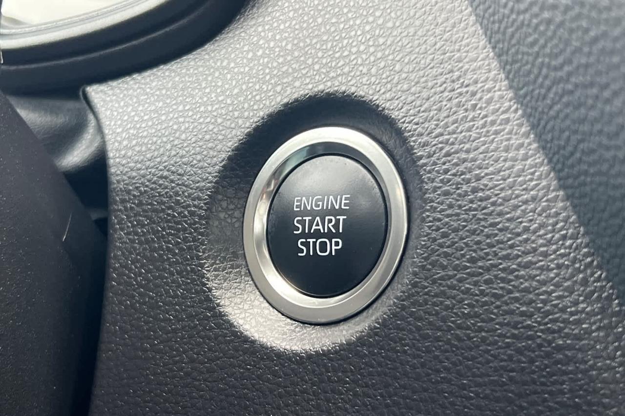 2025 Toyota Corolla SE Roseville CA