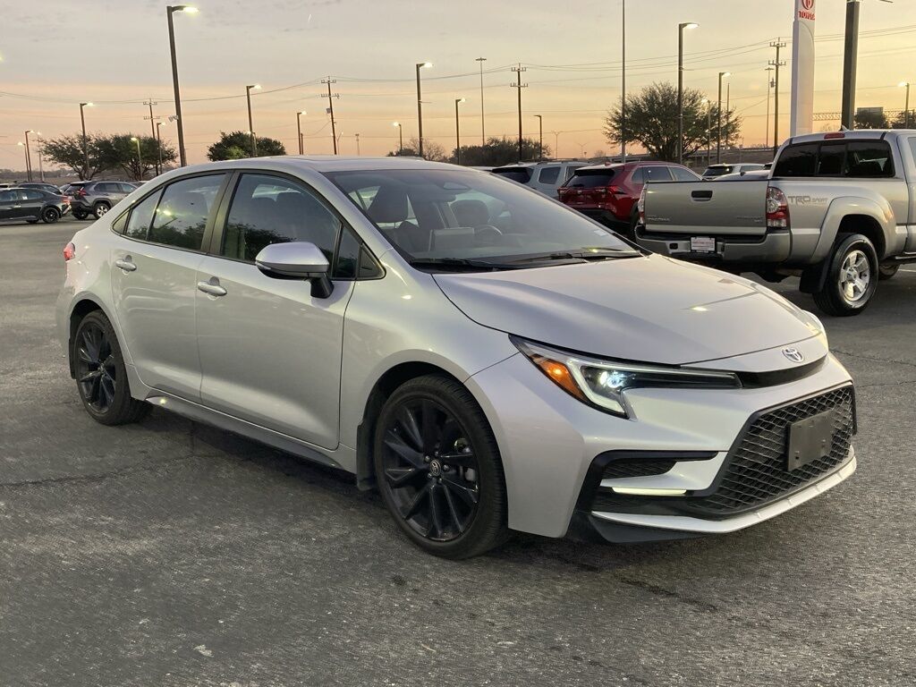 2025 Toyota Corolla SE