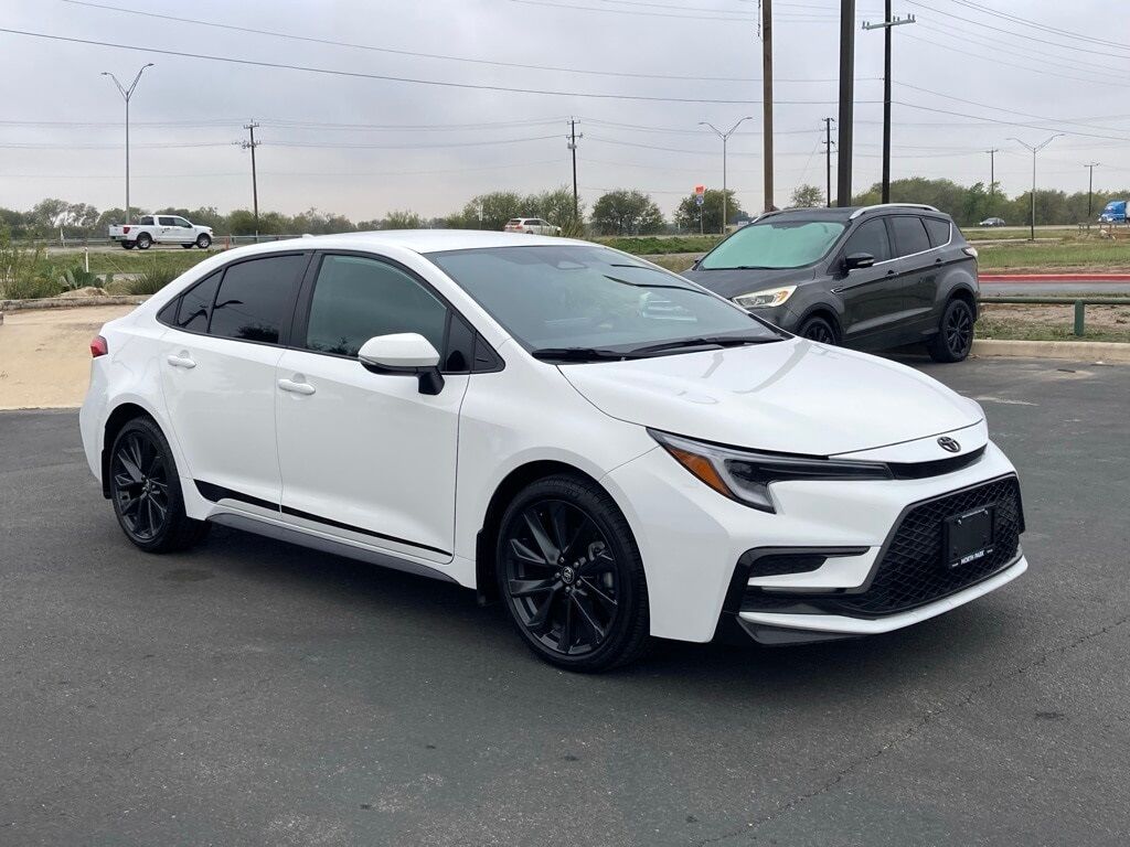 2025 Toyota Corolla SE