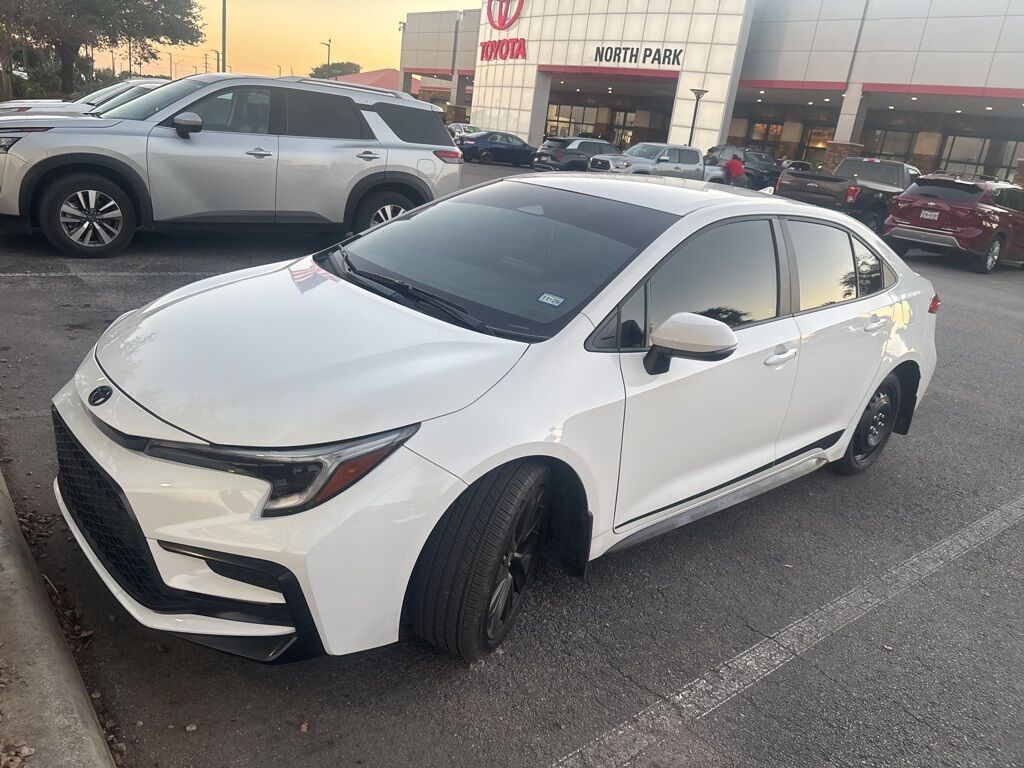 2025 Toyota Corolla SE