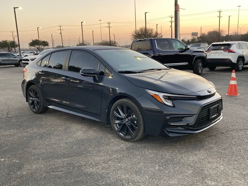 2025 Toyota Corolla SE