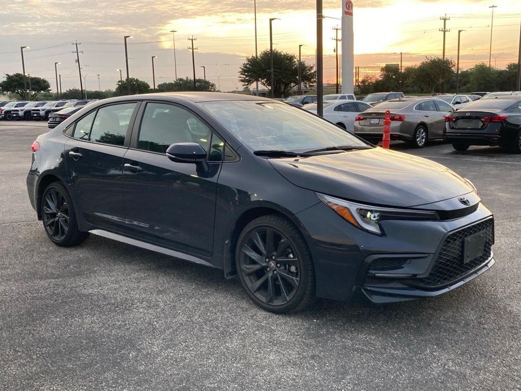 2025 Toyota Corolla SE
