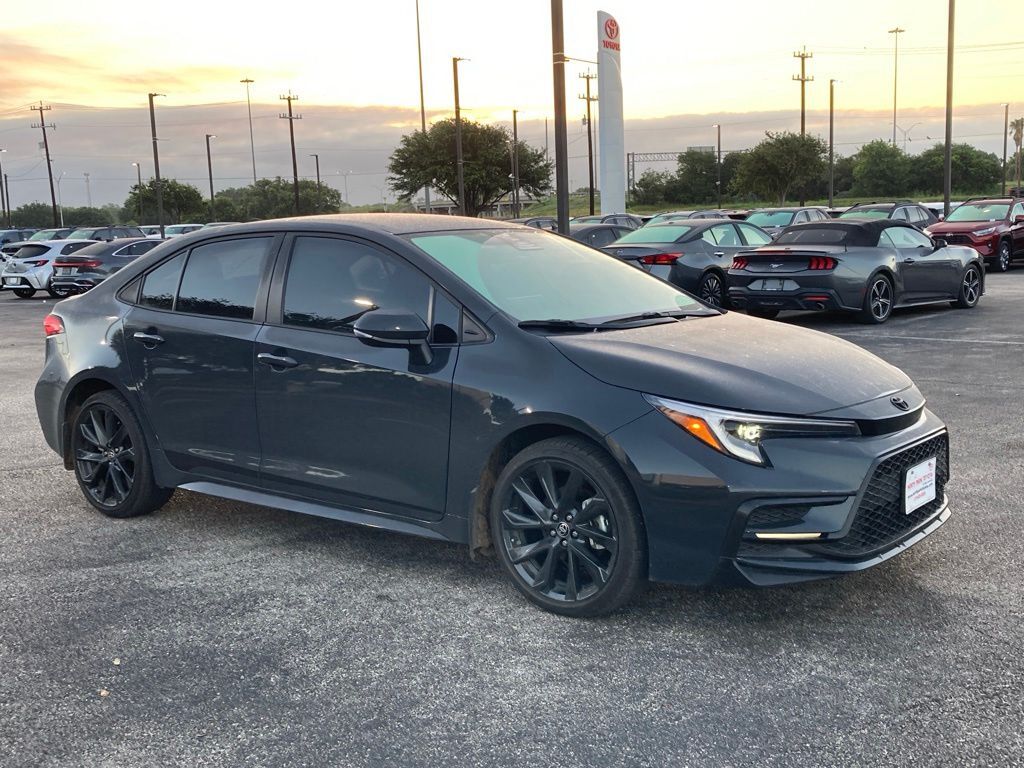 2025 Toyota Corolla SE