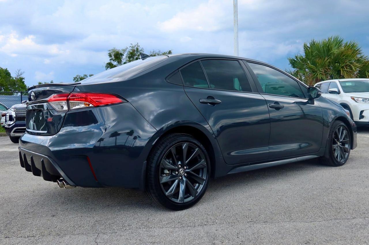 2025 Toyota Corolla SE Sedan 4D