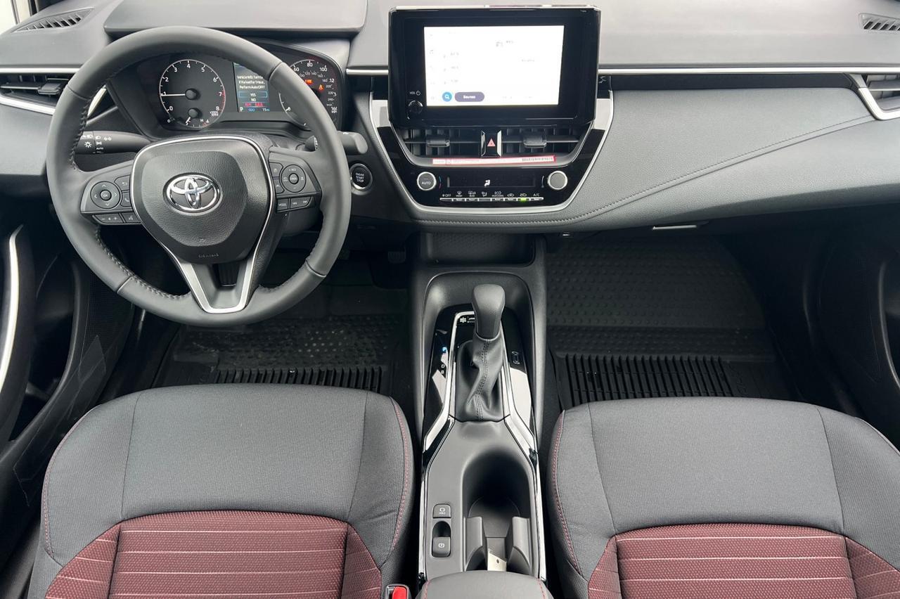 2025 Toyota Corolla SE Ontario OR