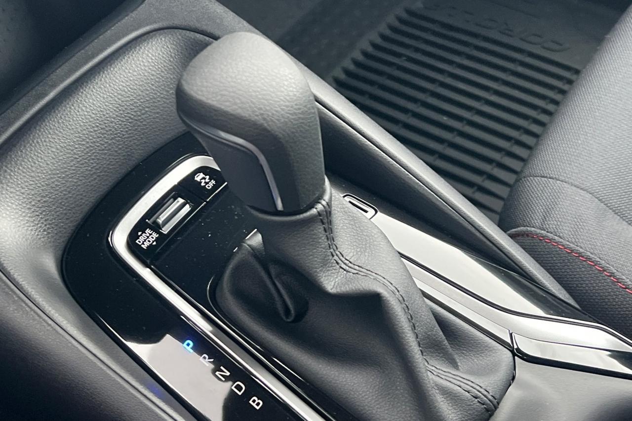 2025 Toyota Corolla SE Ontario OR