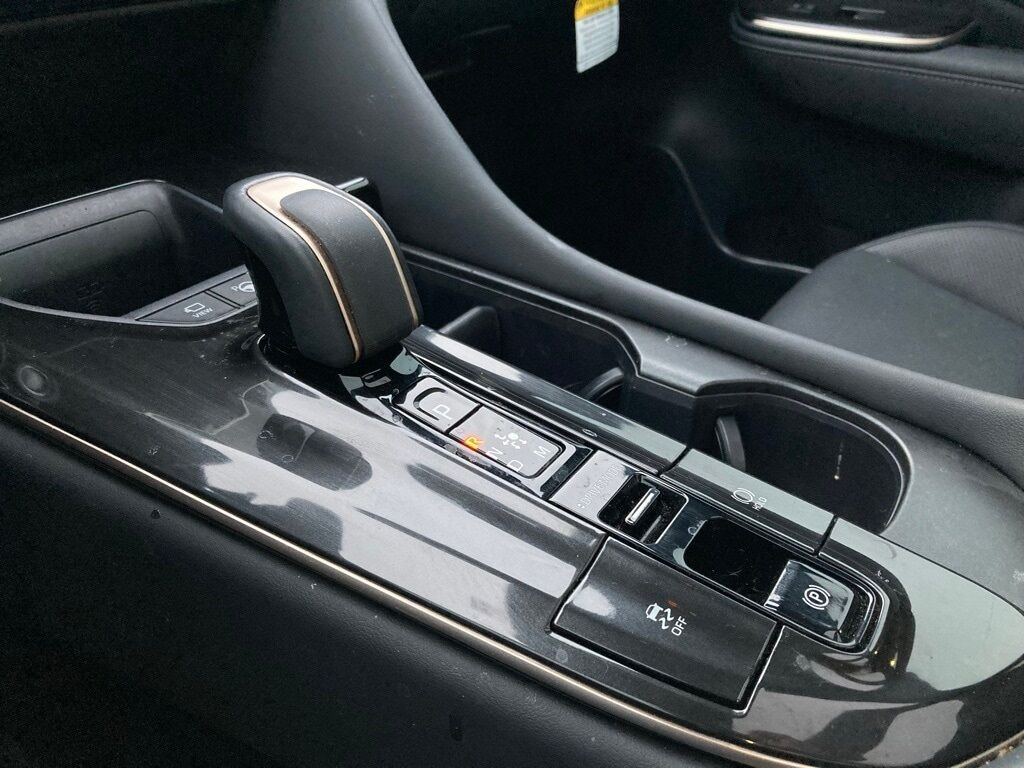 2025 Toyota Crown Platinum San Antonio TX