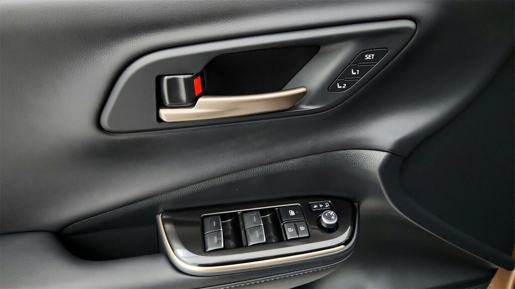 2025 Toyota Crown Platinum Laurel MD