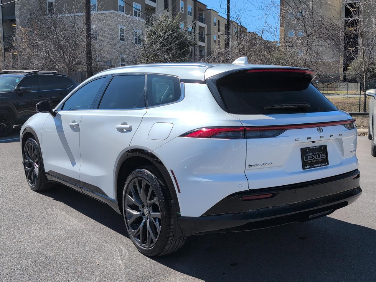 2025 Toyota Crown Signia