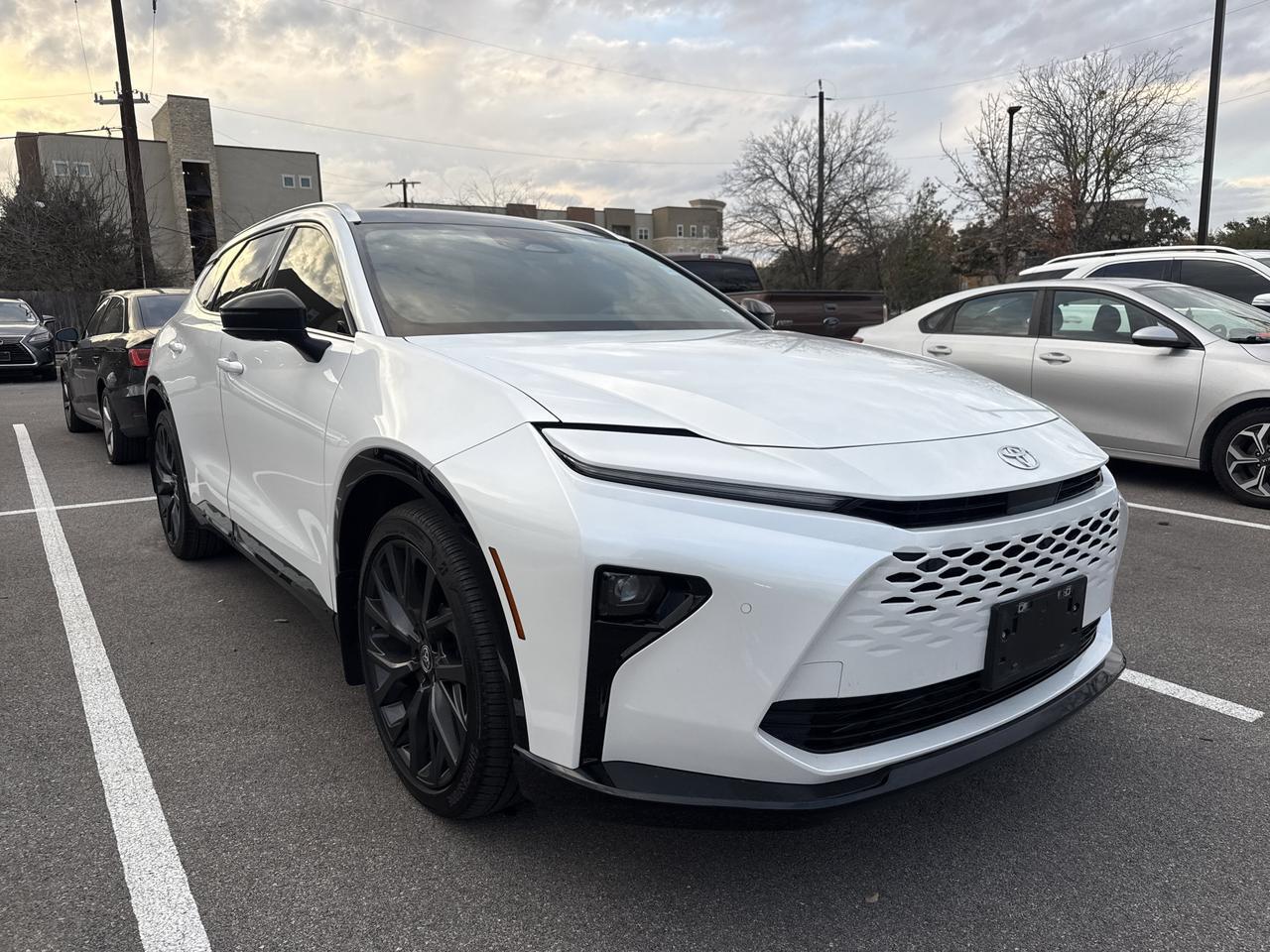 2025 Toyota Crown Signia