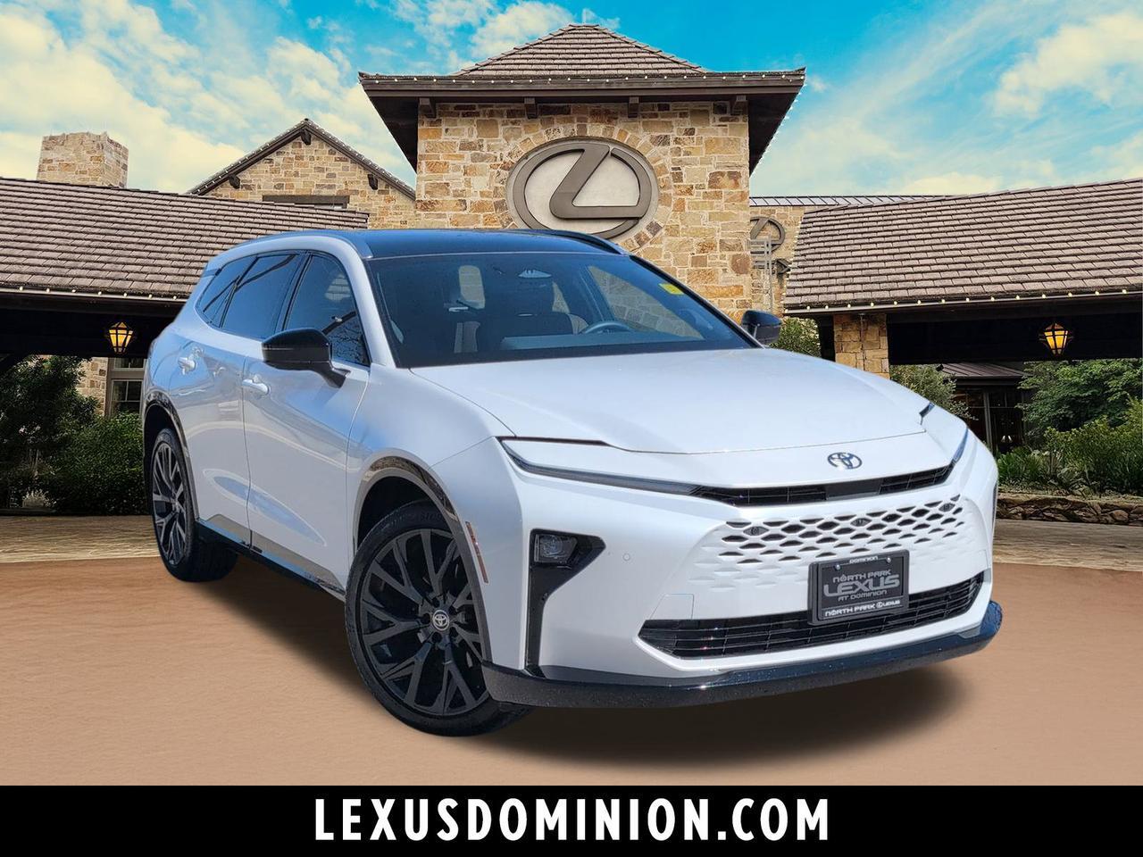 2025 Toyota Crown Signia