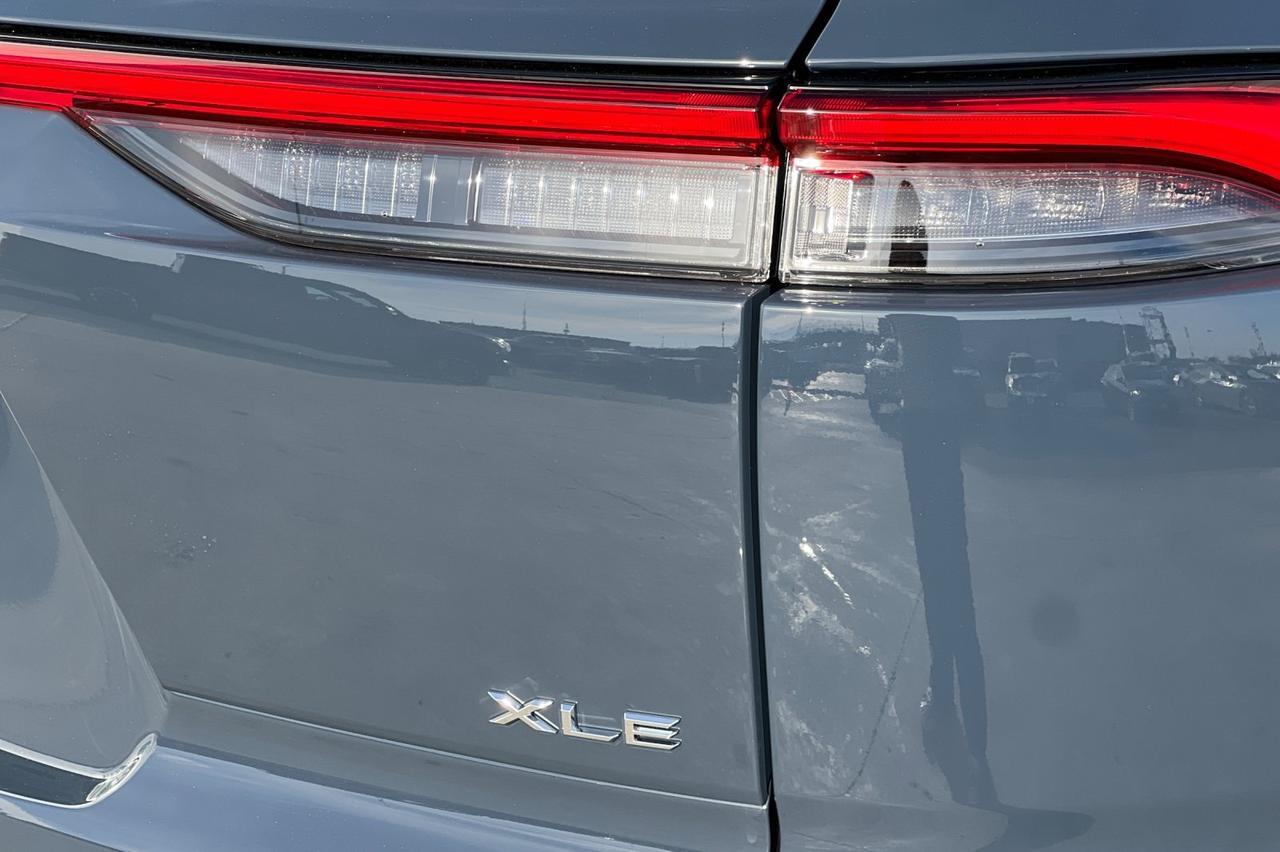 2025 Toyota Crown Signia Ontario OR