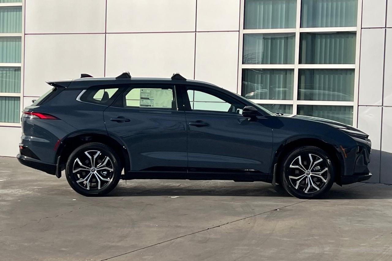 2025 Toyota Crown Signia Ontario OR