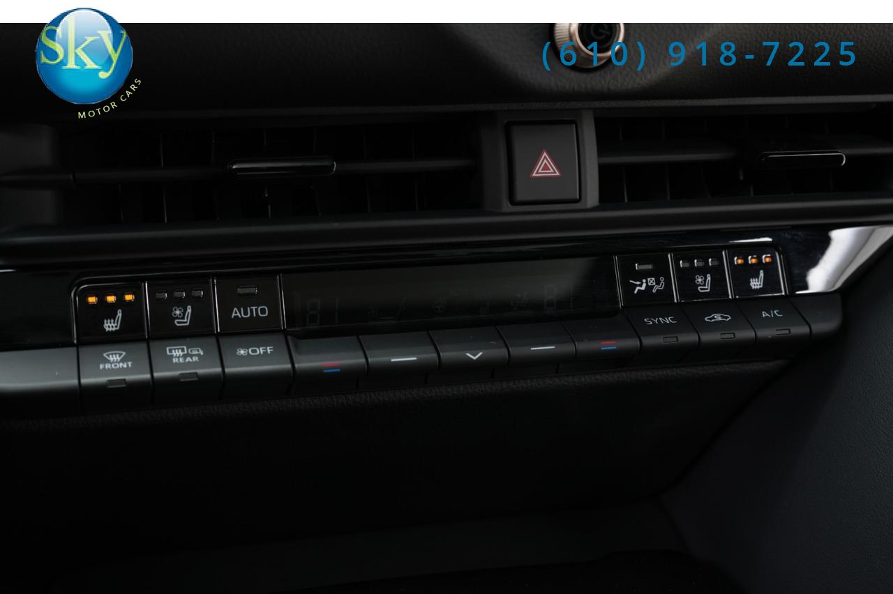 2025 Toyota Crown Signia Limited AWD West Chester PA