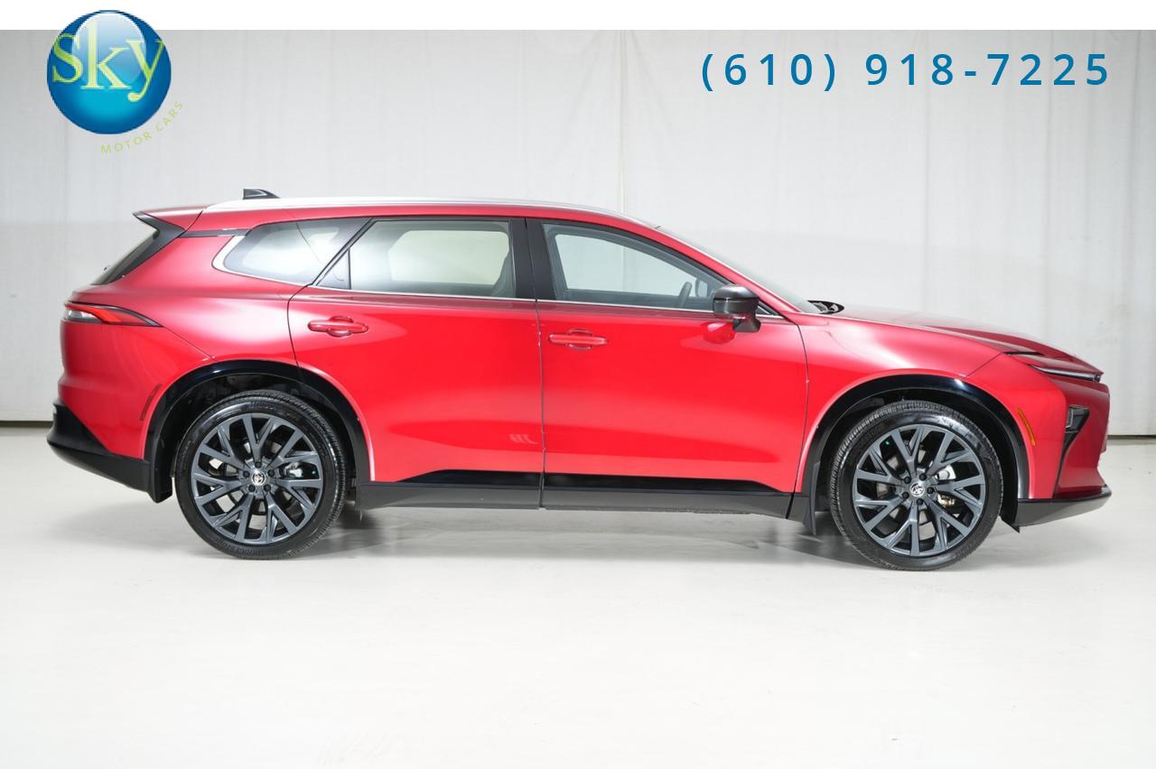 2025 Toyota Crown Signia Limited AWD West Chester PA