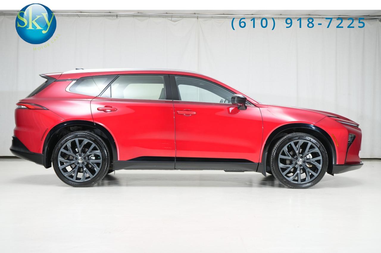 2025 Toyota Crown Signia Limited AWD West Chester PA