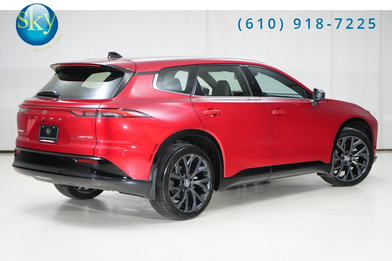 2025 Toyota Crown Signia Limited AWD West Chester PA