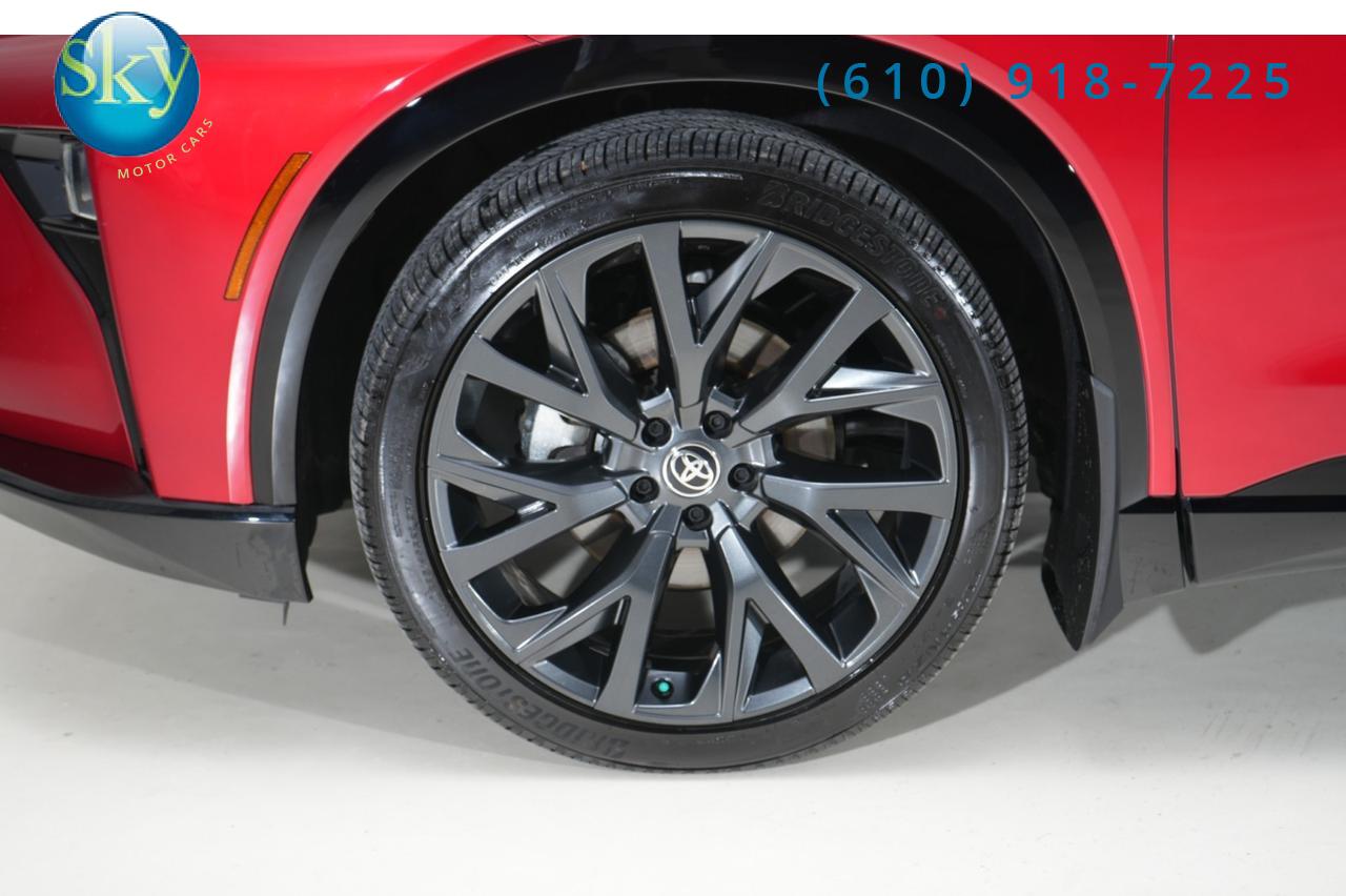 2025 Toyota Crown Signia Limited AWD West Chester PA