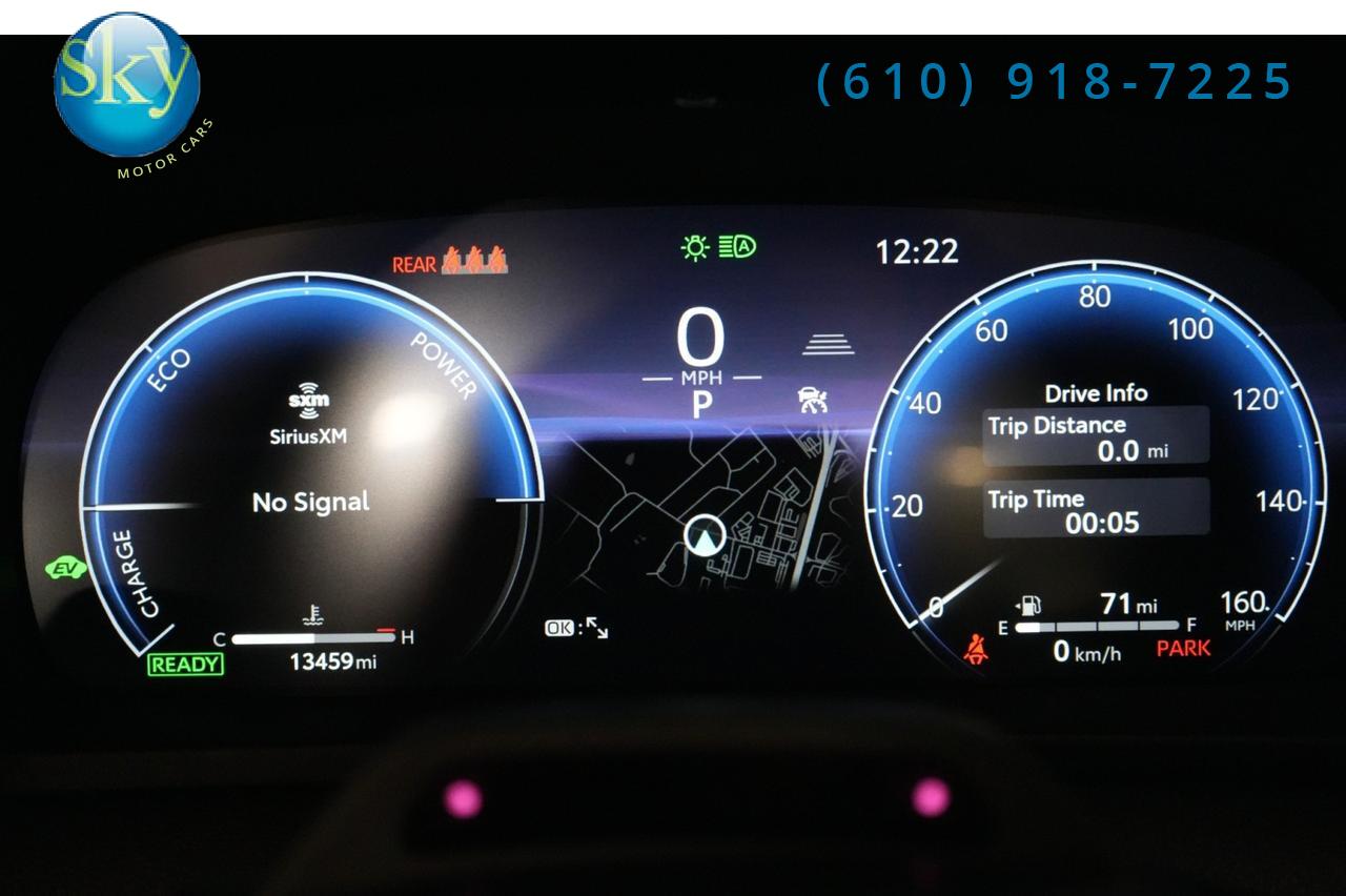 2025 Toyota Crown Signia Limited AWD West Chester PA