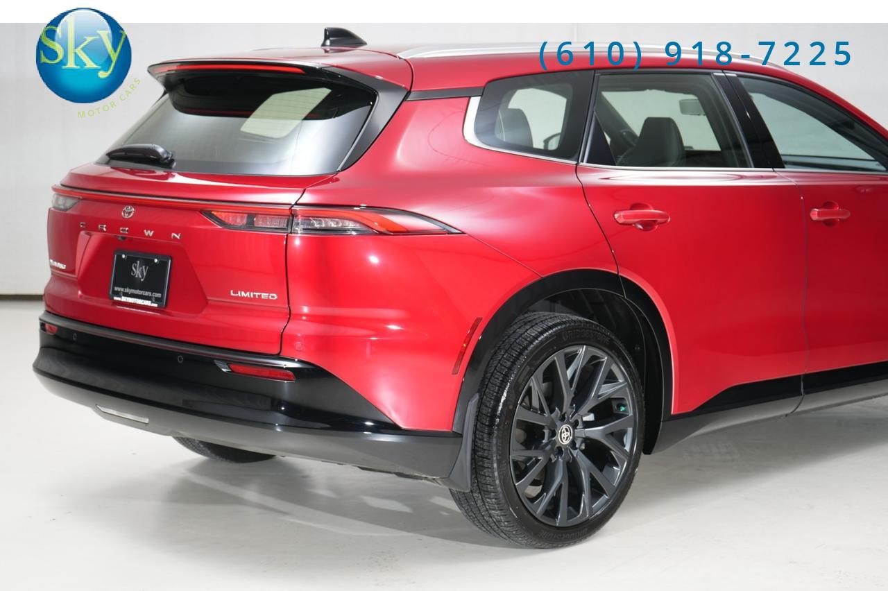 2025 Toyota Crown Signia Limited AWD West Chester PA