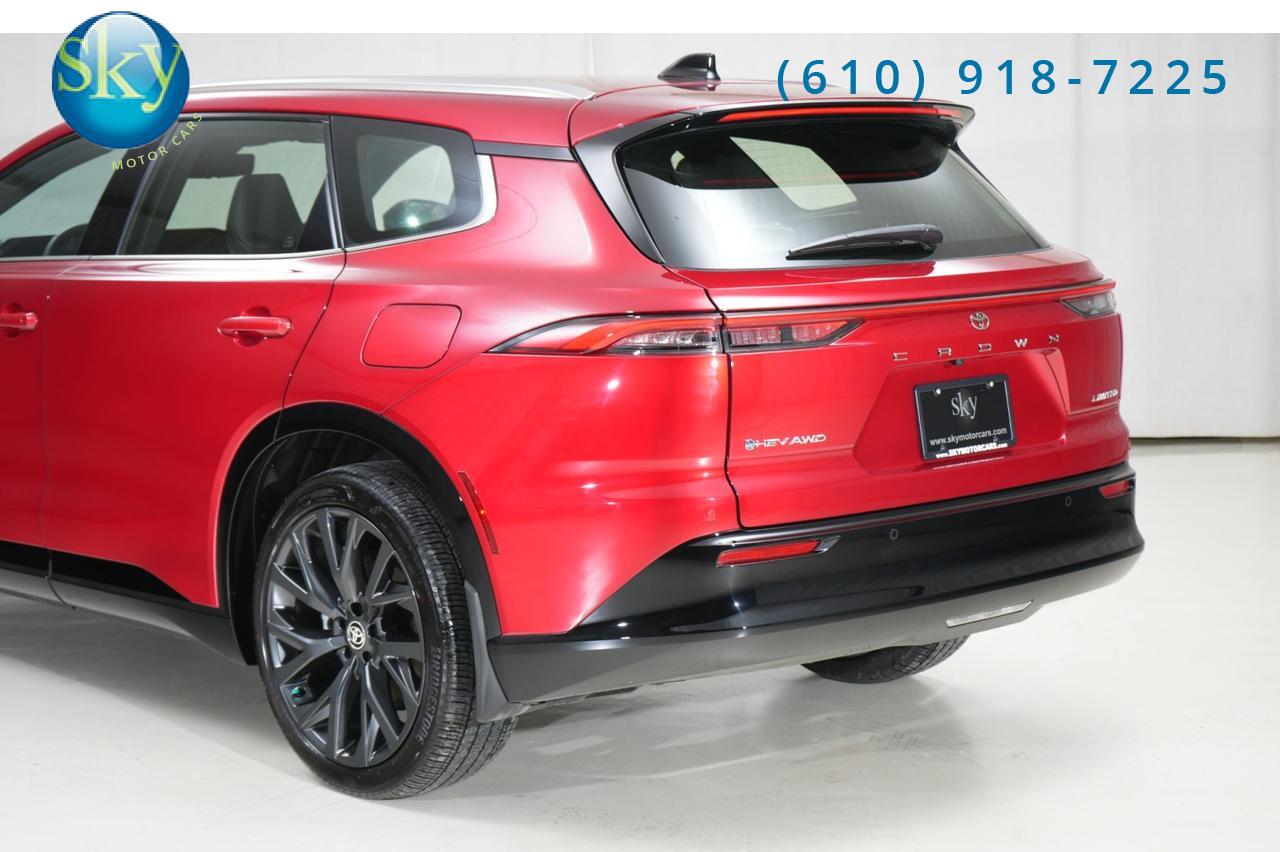 2025 Toyota Crown Signia Limited AWD West Chester PA