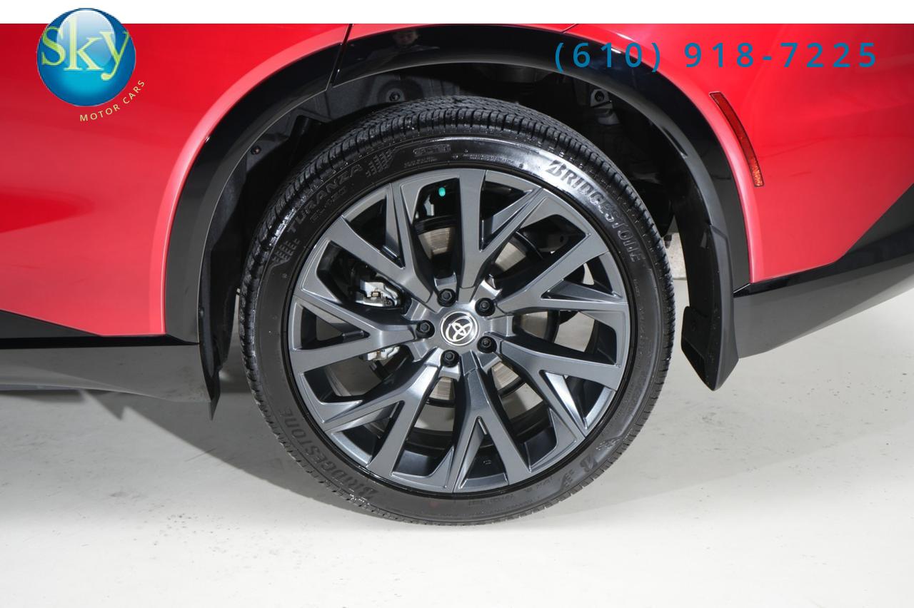 2025 Toyota Crown Signia Limited AWD West Chester PA