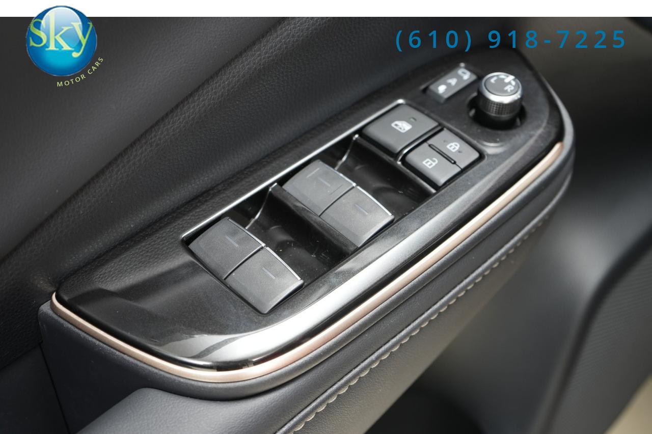 2025 Toyota Crown Signia Limited AWD West Chester PA