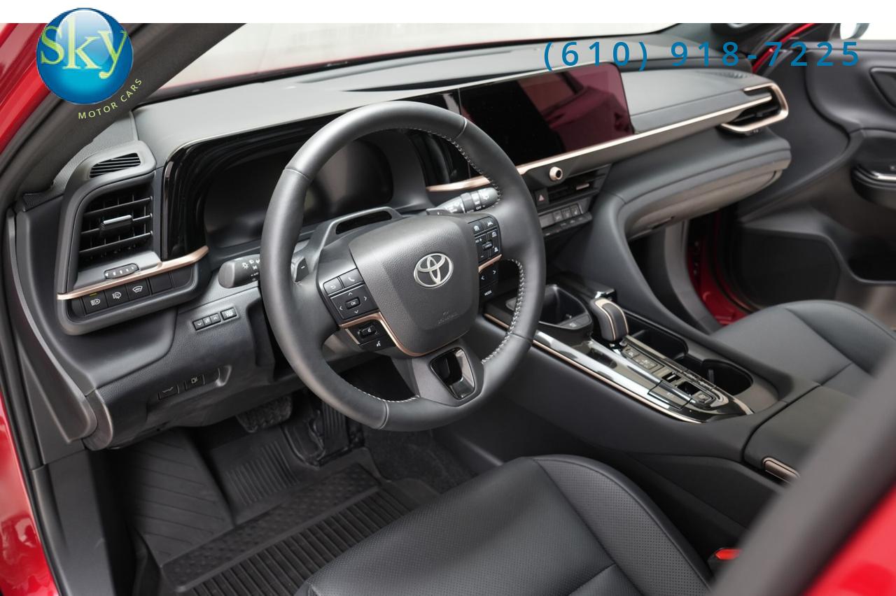 2025 Toyota Crown Signia Limited AWD West Chester PA