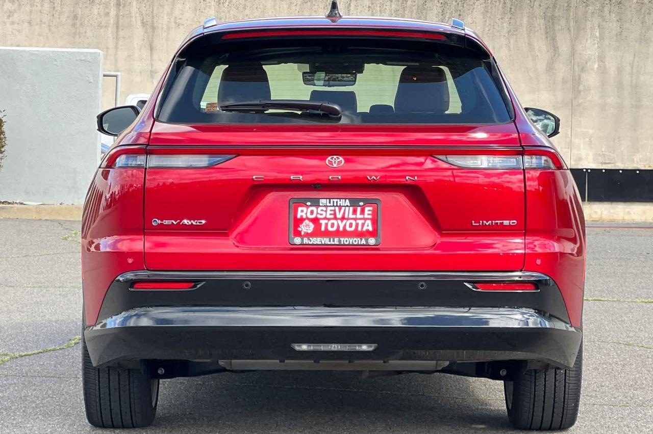 2025 Toyota Crown Signia Limited Roseville CA