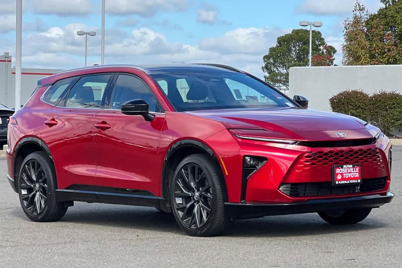 2025 Toyota Crown Signia Limited Roseville CA