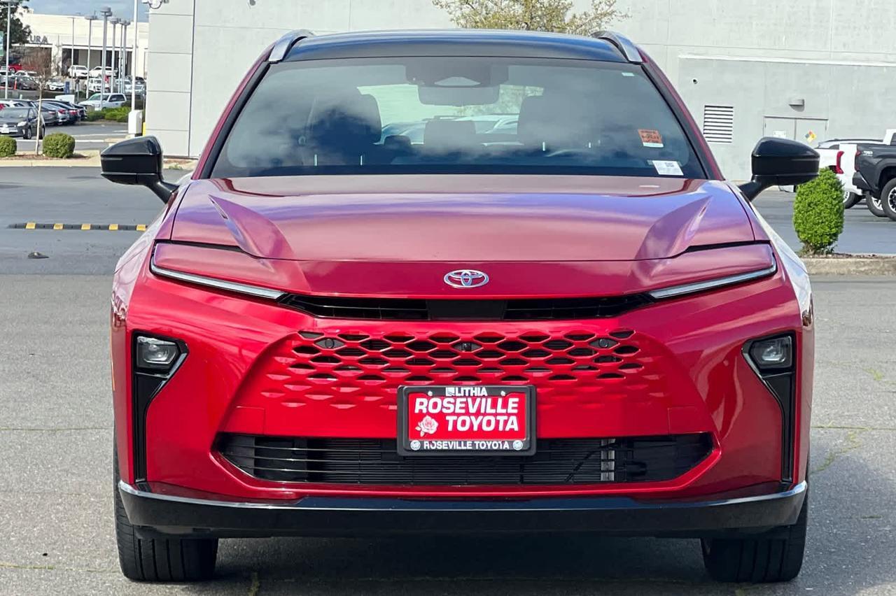 2025 Toyota Crown Signia Limited Roseville CA