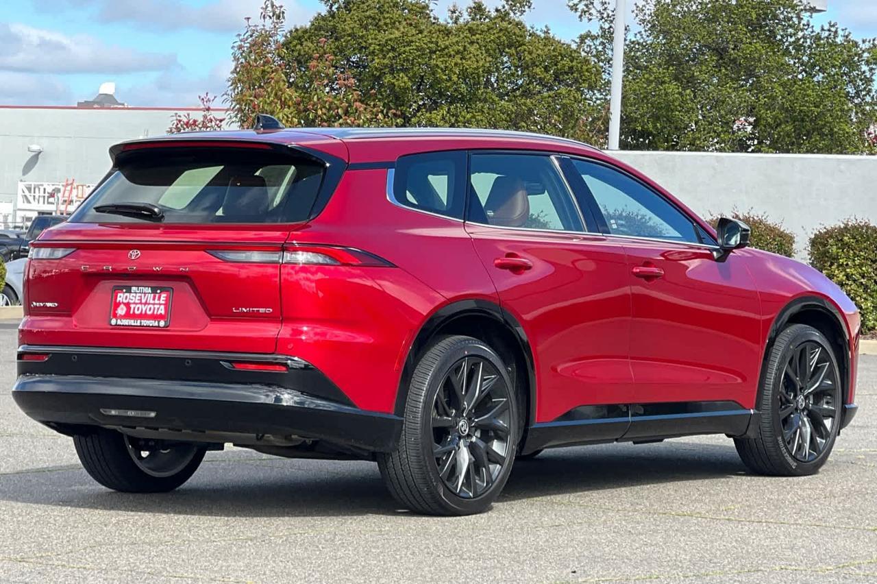 2025 Toyota Crown Signia Limited Roseville CA