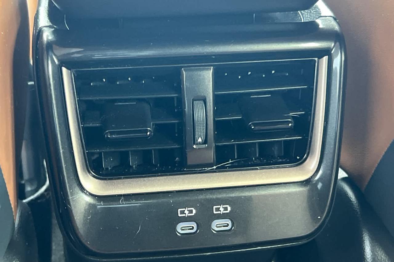 2025 Toyota Crown Signia Limited Roseville CA