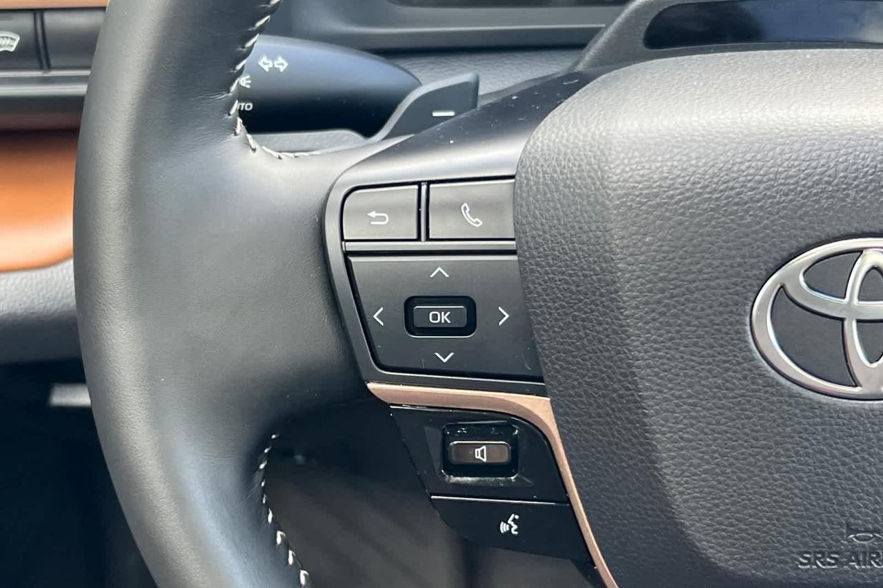 2025 Toyota Crown Signia Limited Roseville CA