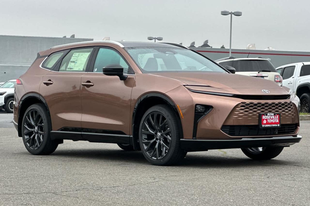 2025 Toyota Crown Signia Limited Roseville CA