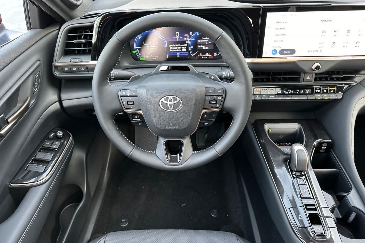 2025 Toyota Crown Signia Limited Roseville CA
