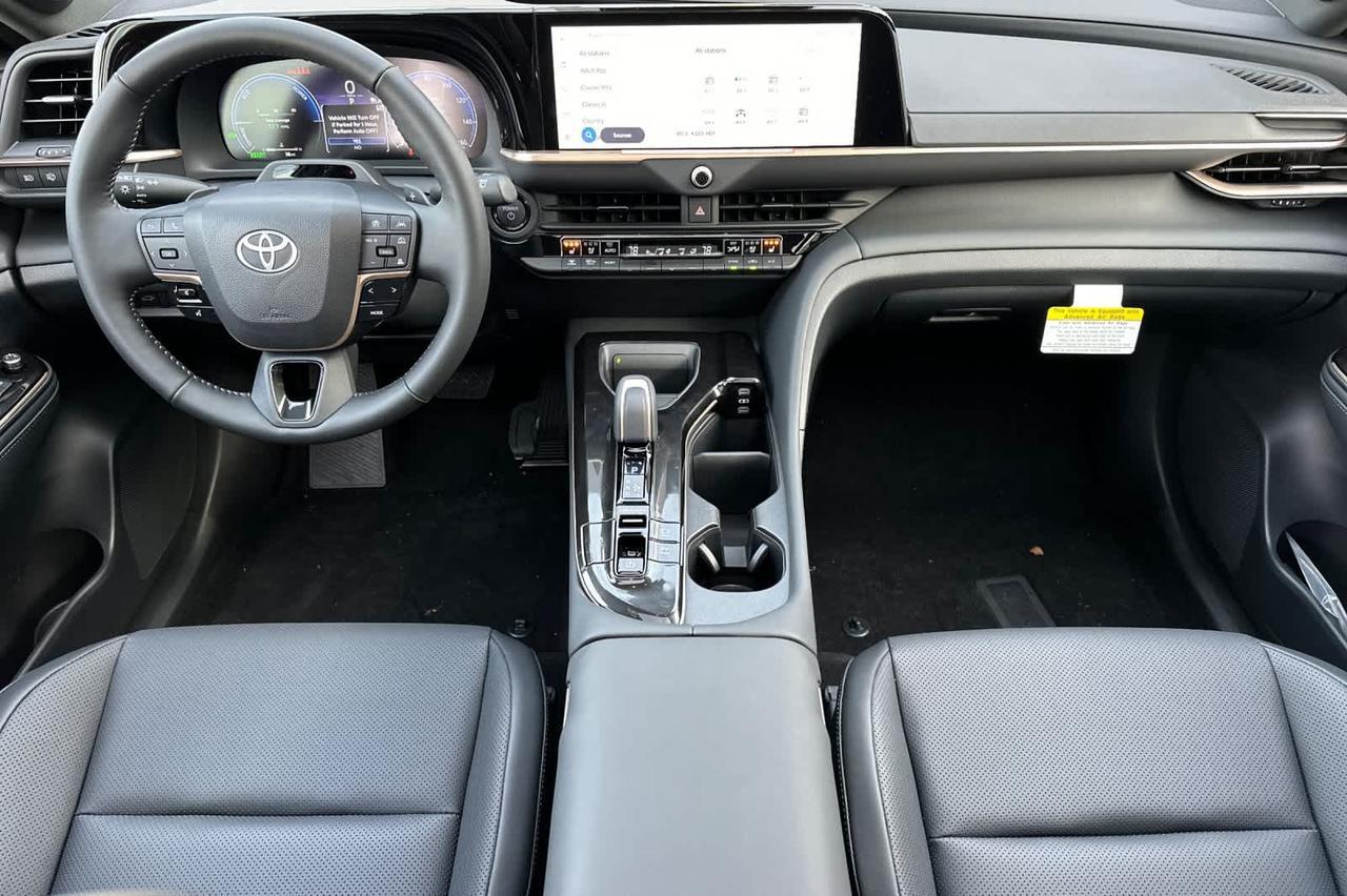 2025 Toyota Crown Signia Limited