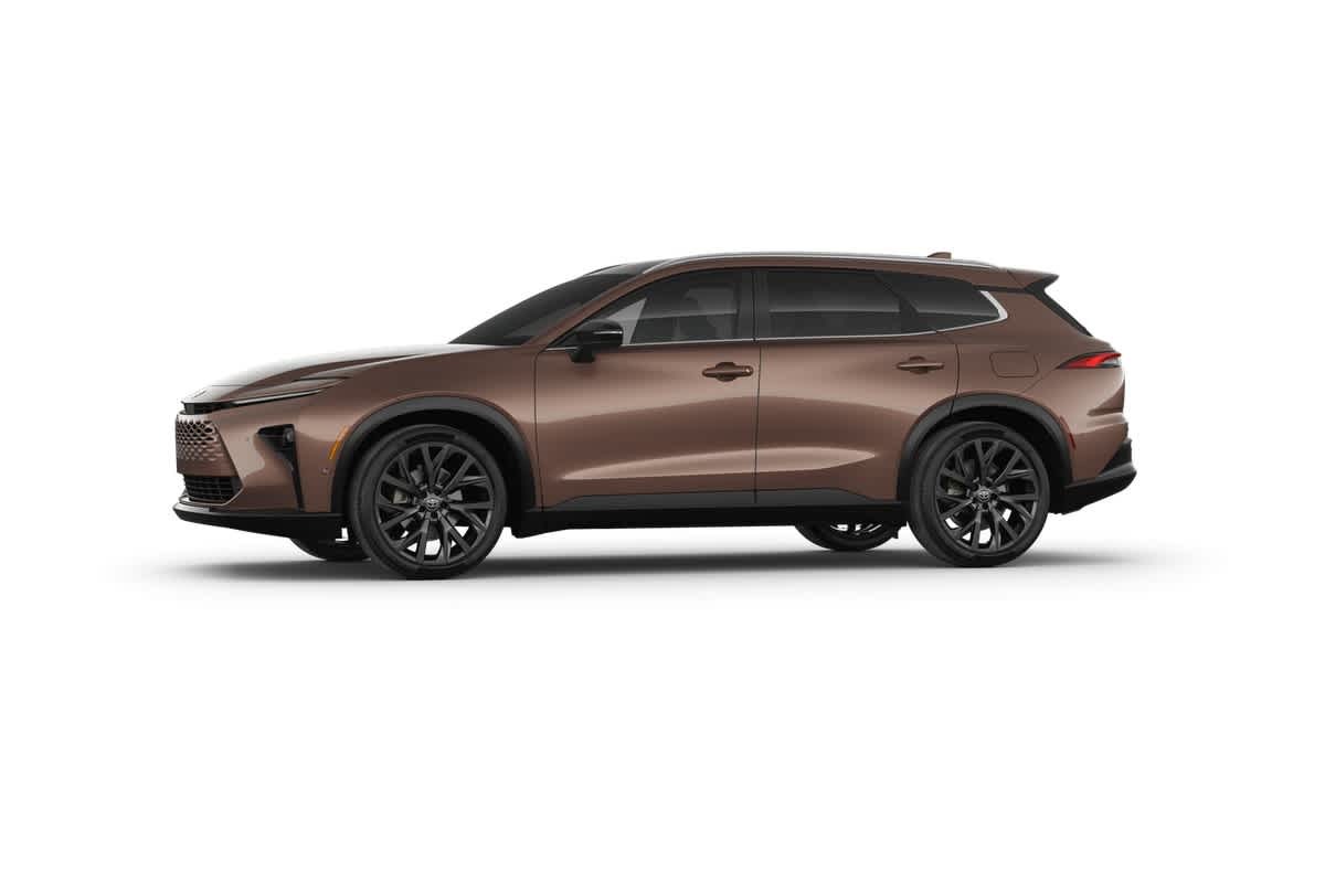 2025 Toyota Crown Signia Limited Roseville CA