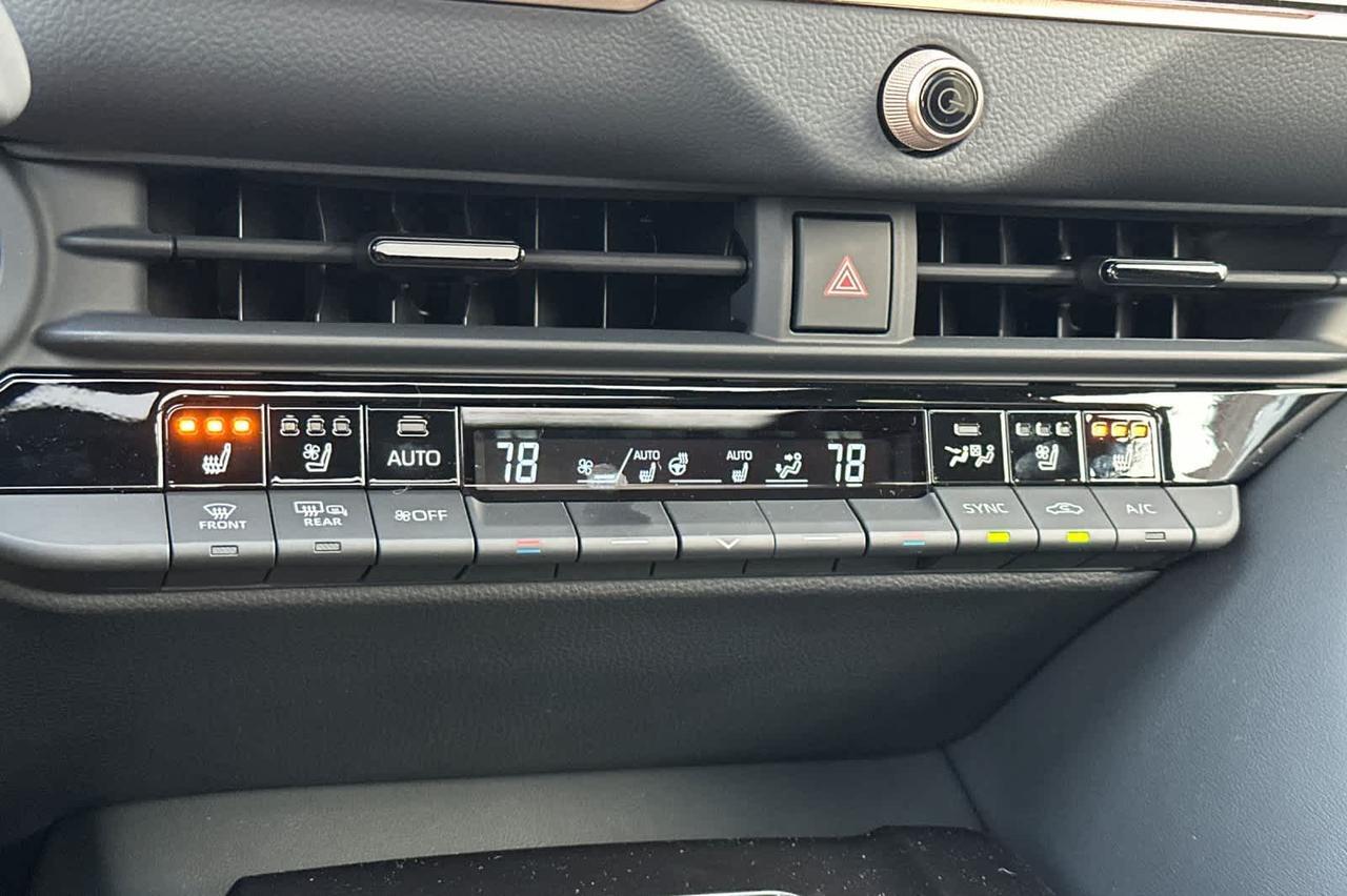 2025 Toyota Crown Signia Limited Roseville CA