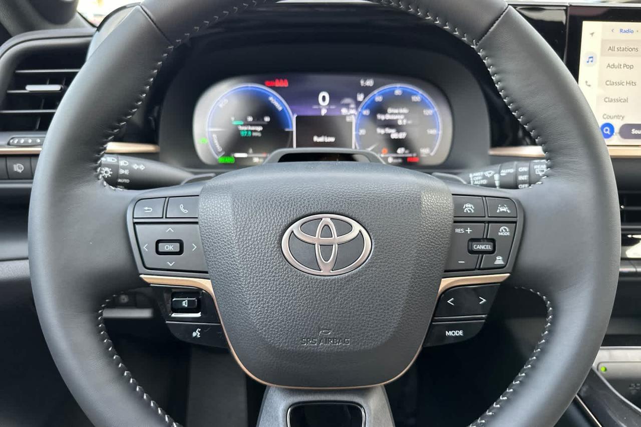 2025 Toyota Crown Signia Limited Roseville CA