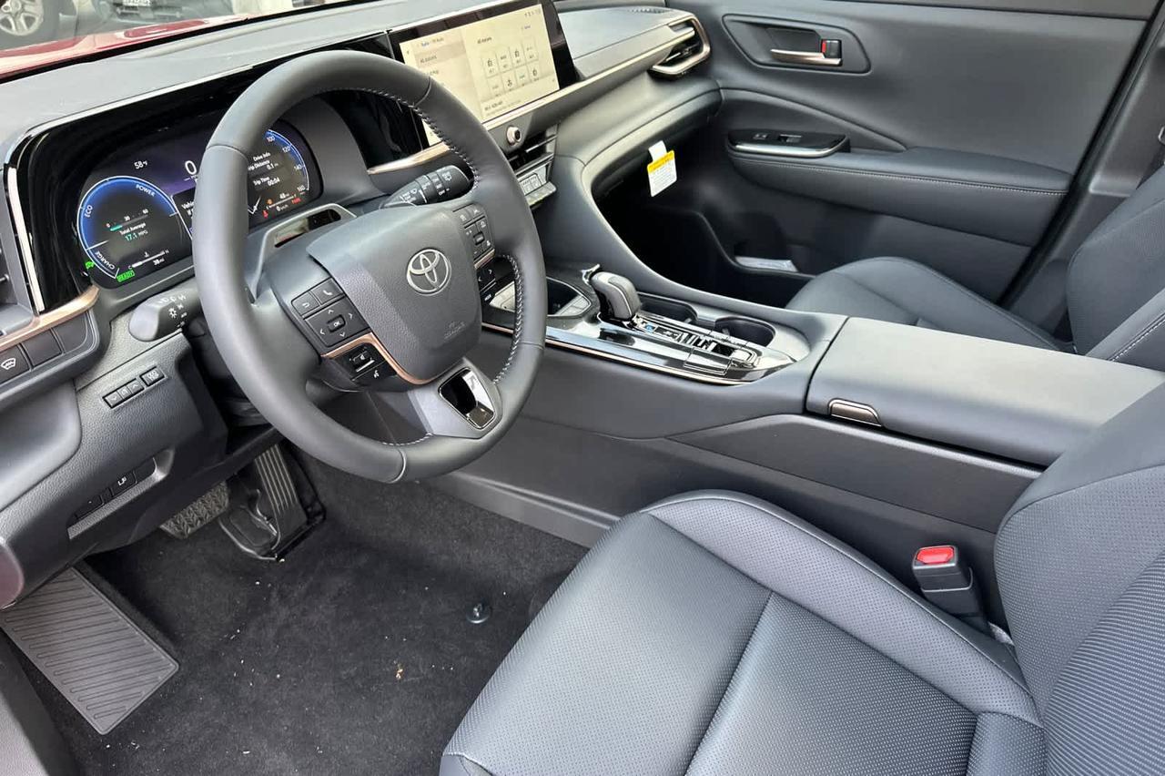 2025 Toyota Crown Signia Limited Roseville CA