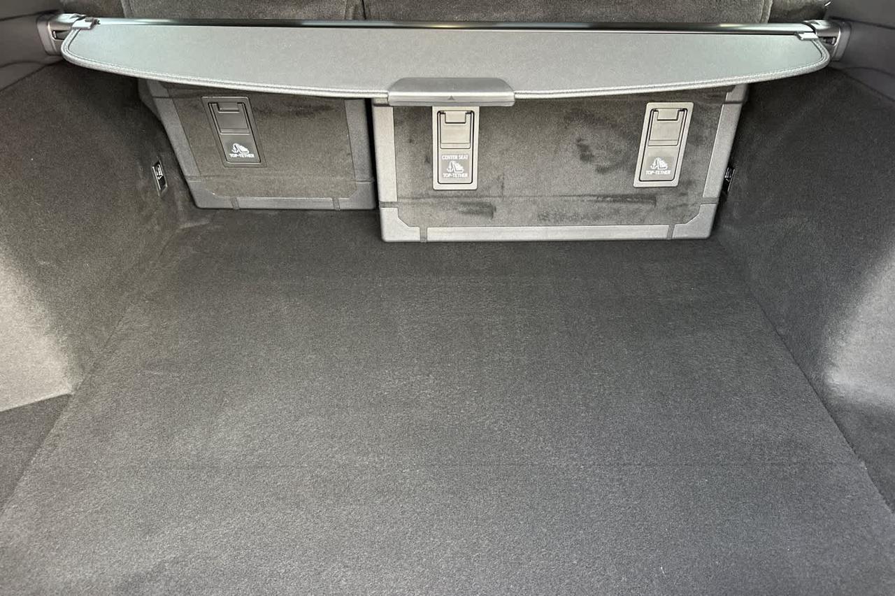 2025 Toyota Crown Signia Limited Roseville CA